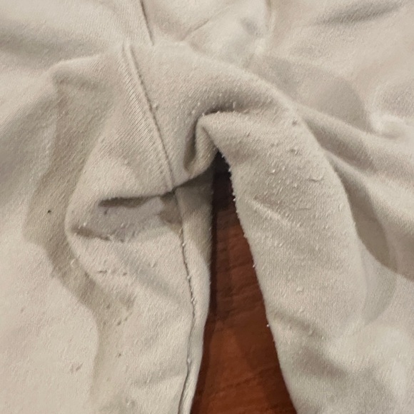 Vuori Women’s Light Cream Joggers - Picture 5 of 5